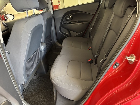 Kia Rio 6 of 10