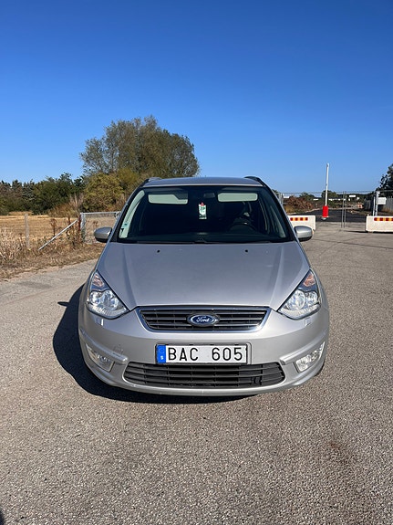 Ford Galaxy 3 of 10