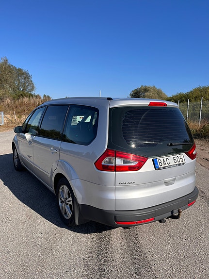 Ford Galaxy 4 of 10