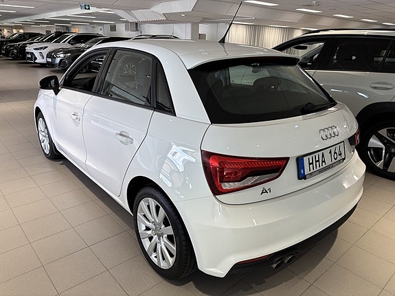 Audi A1 5 of 7
