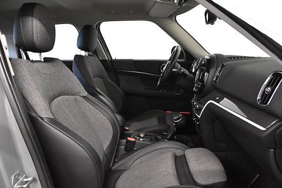 MINI Countryman Cooper SE 16 of 21