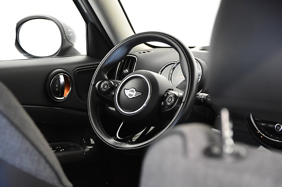 MINI Countryman Cooper SE 14 of 21
