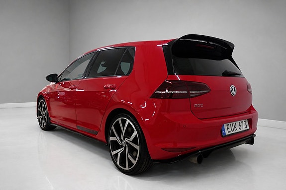 Volkswagen Golf I 18 of 20