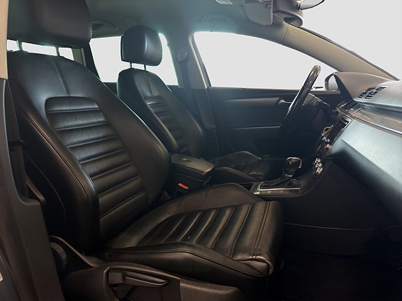 Volkswagen Passat 17 of 17