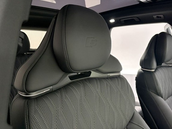 Audi Q7 9 of 11