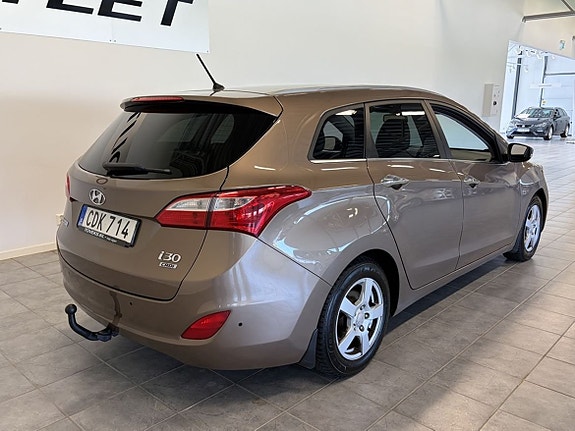 Hyundai i30 7 of 18