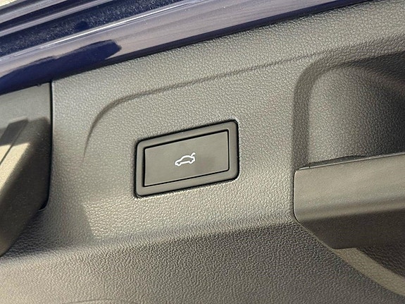 Volkswagen Touran 17 of 25