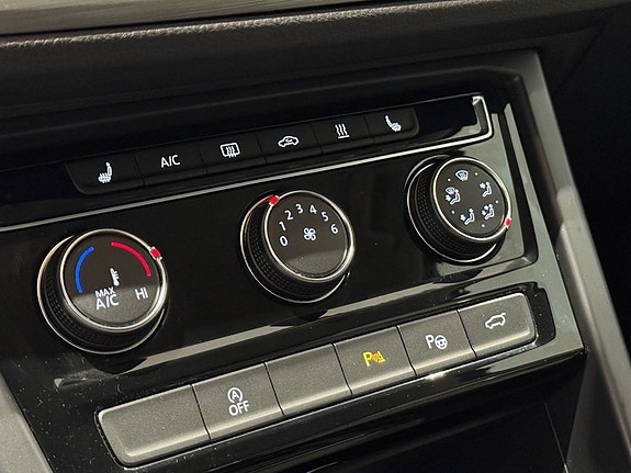 Volkswagen Touran 23 of 25