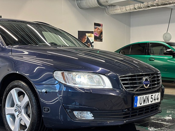 Volvo V70 6 of 26