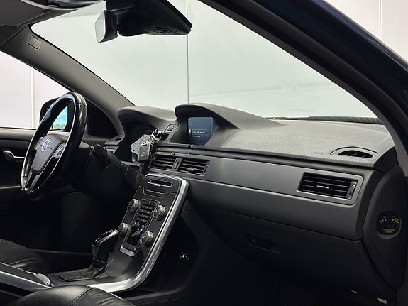 Volvo V70 25 of 26