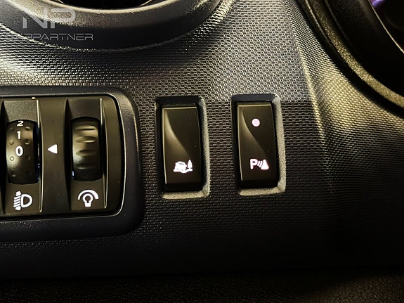 Opel Vivaro 10 of 17