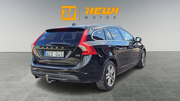 Volvo V60 4 of 14