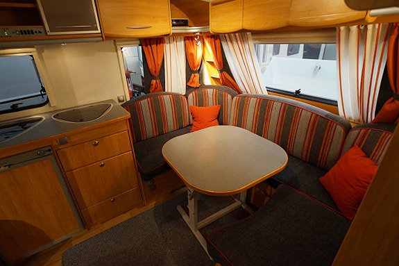 Adria ADORA 542 UT 4 of 9
