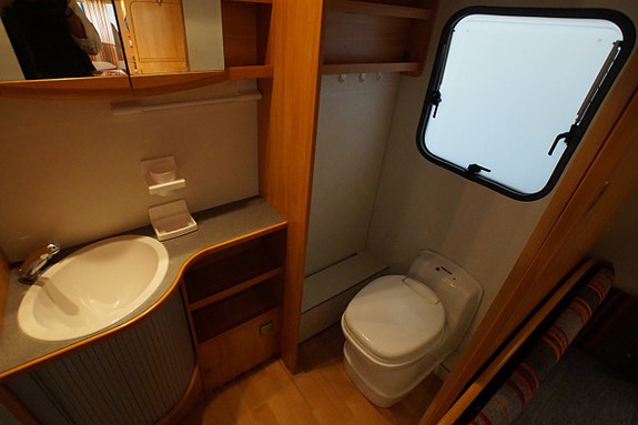 Adria ADORA 542 UT 6 of 9