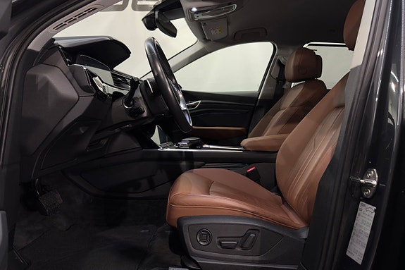 Audi Q8 e-tron 8 of 27