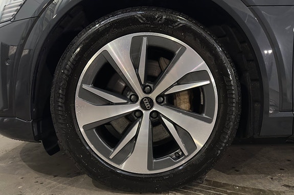 Audi Q8 e-tron 27 of 27