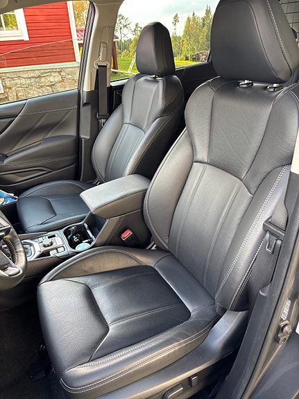 Subaru Forester 6 of 8