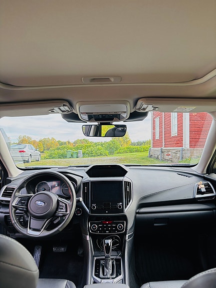 Subaru Forester 4 of 8