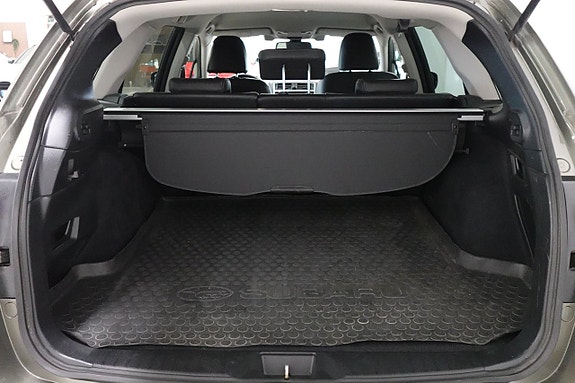 Subaru Outback 26 of 30