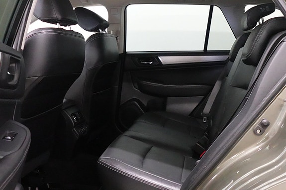 Subaru Outback 5 of 30