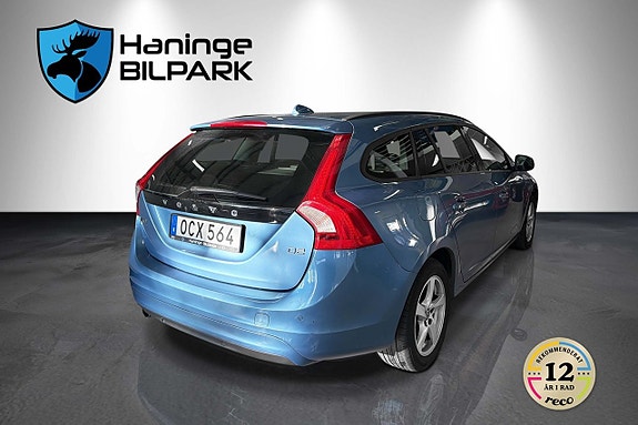 Volvo V60 6 of 16