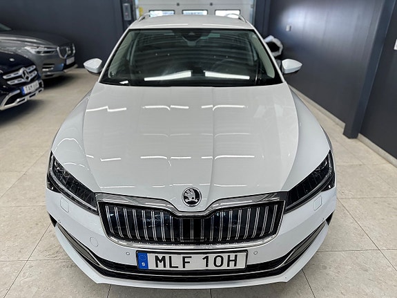 Skoda Superb 3 of 23