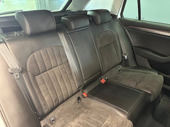 Skoda Superb 23 of 23