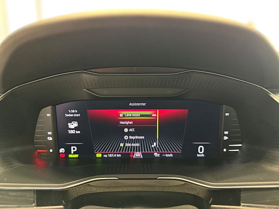 Skoda Superb 18 of 23
