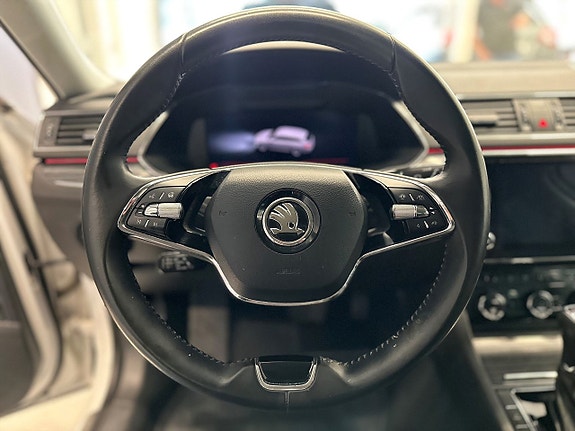 Skoda Superb 19 of 23