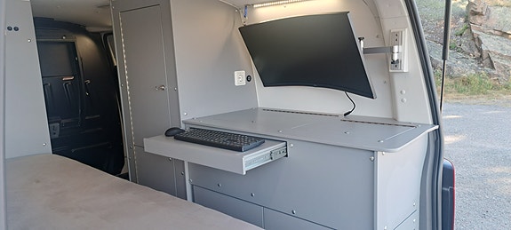 Volkswagen Transporter 12 of 18