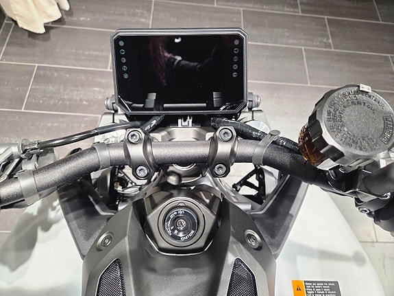 Yamaha MT-09 / Quickshifter / Garmin navigering 10 of 20