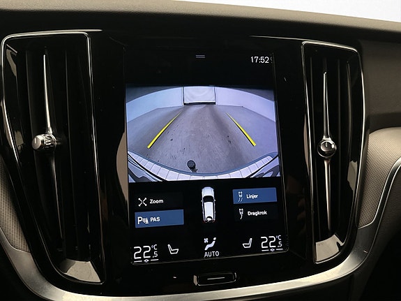 Volvo V60 19 of 30