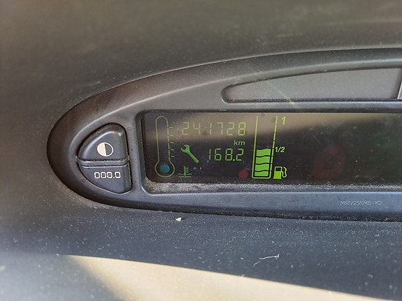Citroen Xsara Picasso 3 of 6