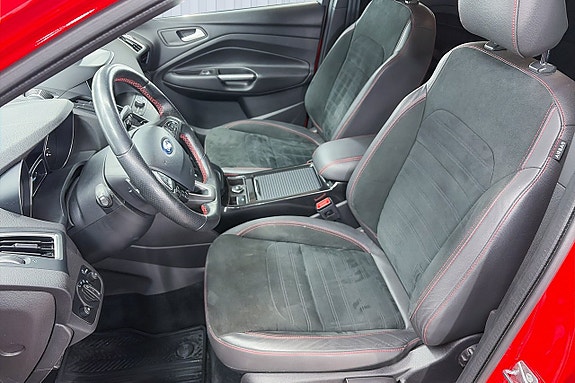 Ford Kuga 16 of 20