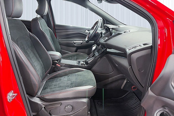 Ford Kuga 17 of 20
