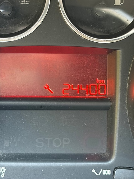 Peugeot 308 SW 10 of 15