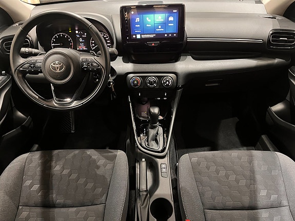 Toyota Yaris 11 of 20