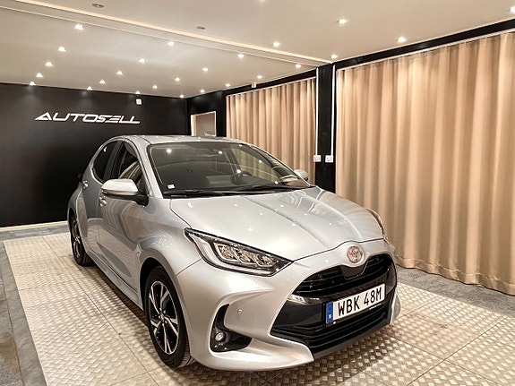 Toyota Yaris 4 of 20