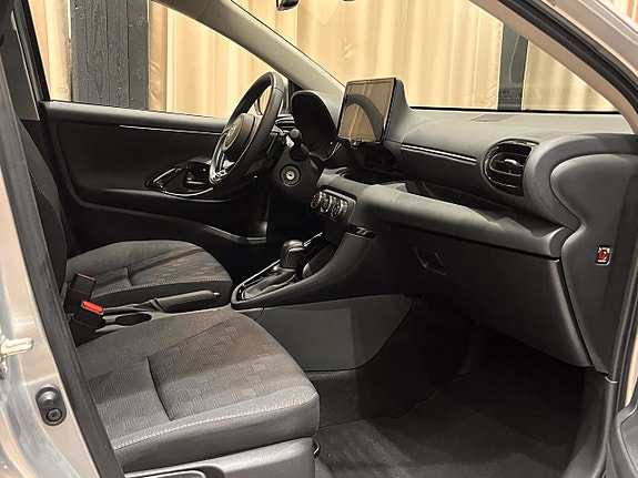 Toyota Yaris 18 of 20