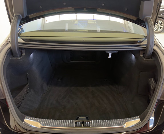 Mercedes-Benz S450 18 of 22