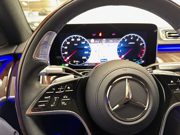 Mercedes-Benz S450 12 of 22