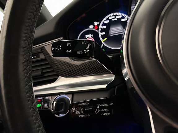 Porsche Panamera 4 22 of 30