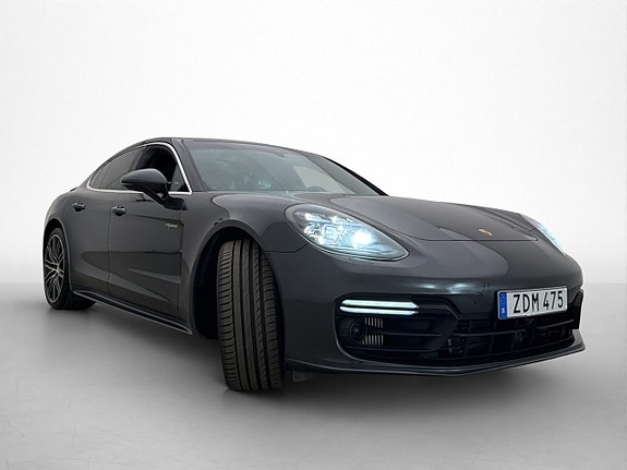 Porsche Panamera 4 10 of 30