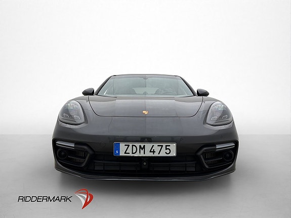 Porsche Panamera 4 2 of 30