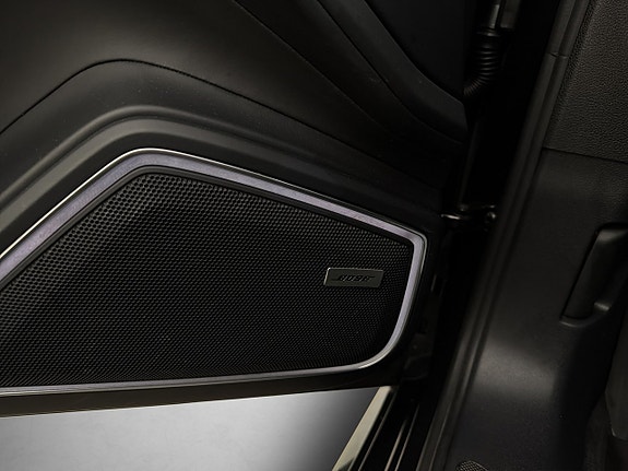 Porsche Panamera 4 20 of 30