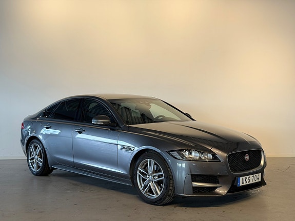 Jaguar XF 3 of 19