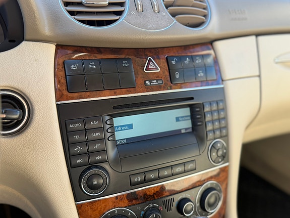 Mercedes-Benz CLK280 14 of 15