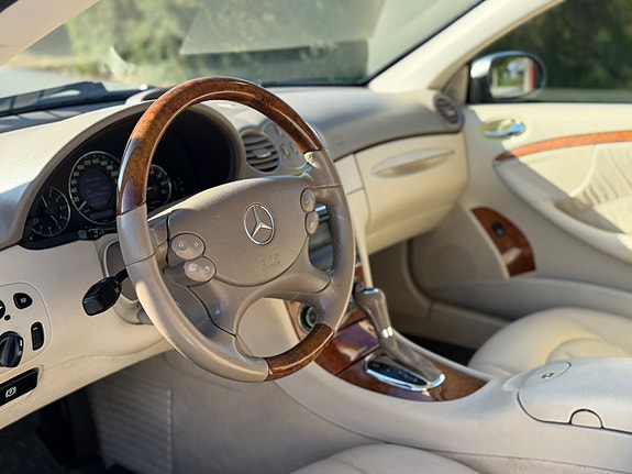 Mercedes-Benz CLK280 12 of 15