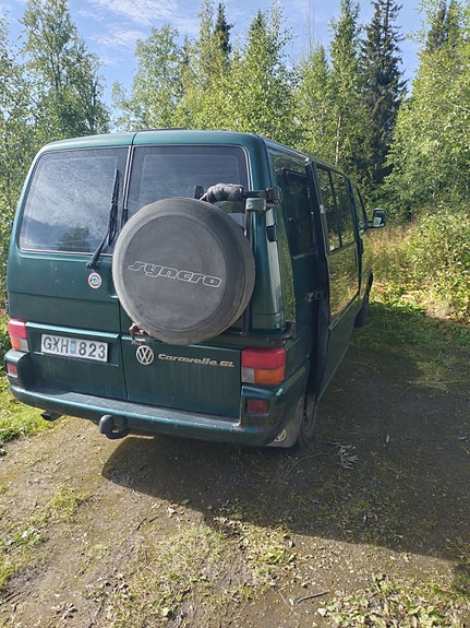 Volkswagen Caravelle 2 of 6