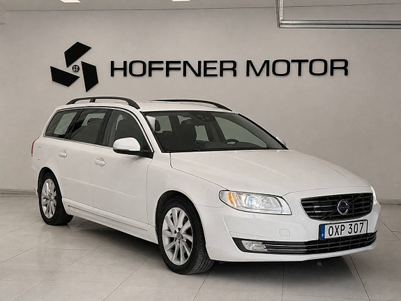 Volvo V70 4 of 15
